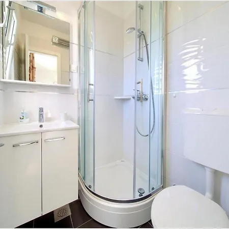 Willa Isabella - Four Bedroom With Swimming Pool