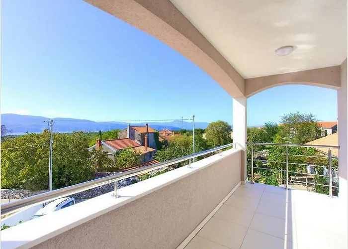 Isabella - Four Bedroom With Swimming Pool * Linardići