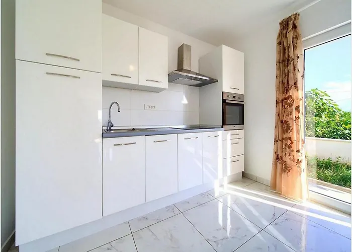 Isabella - Four Bedroom With Swimming Pool Villa *